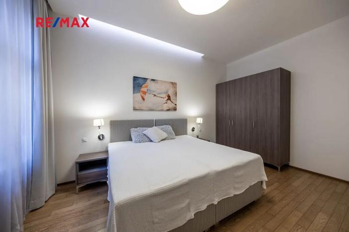 Prodej bytu 2+kk, Praha - Staré Město, Křižovnická, 71 m2