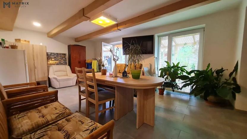 Prodej bytu 1+kk, Květnice, K Dobročovicům, 165 m2