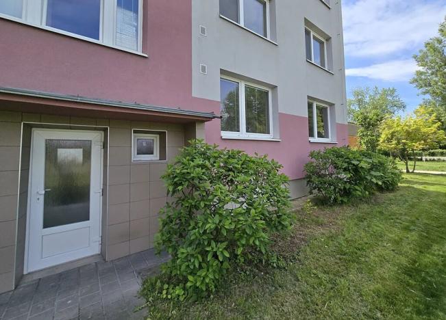 Prodej bytu 2+1, Židlochovice, sídl. Družba, 63 m2