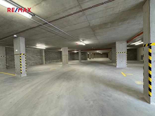 Pronájem garáže, Plzeň, Františka Kováříka, 12 m2