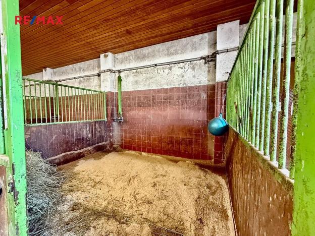 Prodej zemědělského objektu, Spálené Poříčí, 1300 m2