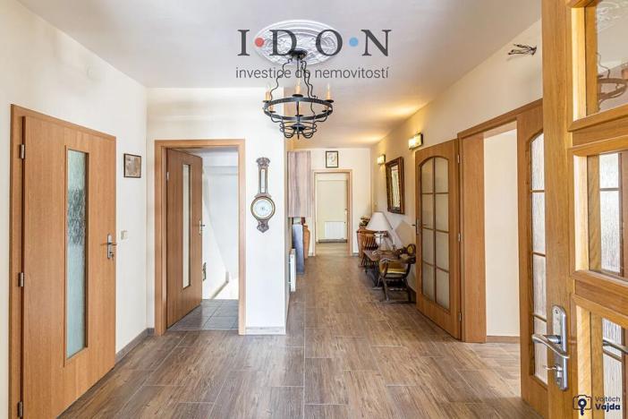 Pronájem rodinného domu, Třinec, 360 m2