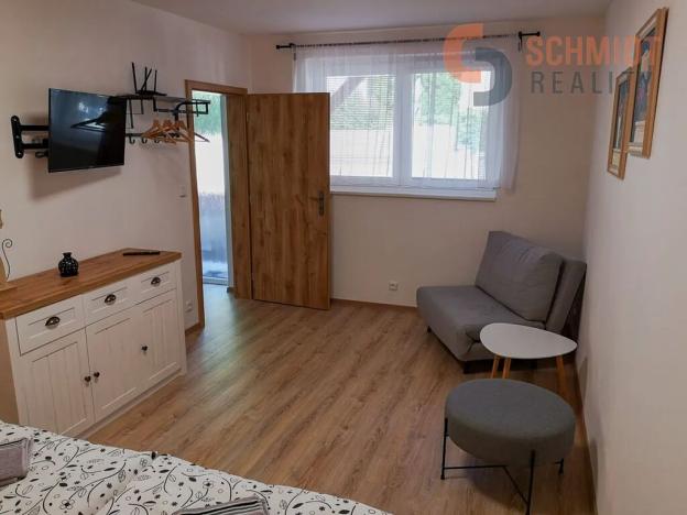 Prodej ubytování, Bavory, 323 m2