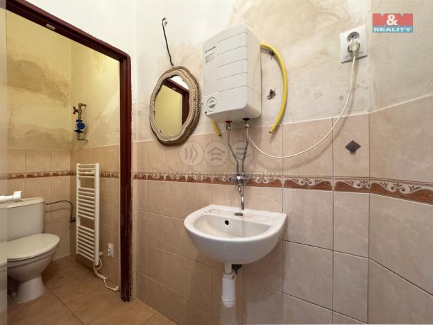 Pronájem obchodního prostoru, Karlovy Vary, Moskevská, 70 m2