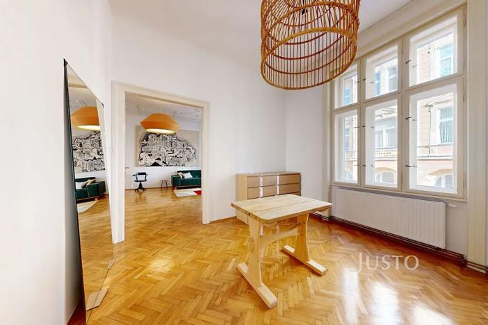 Prodej bytu 3+1, České Budějovice, Karla IV., 109 m2