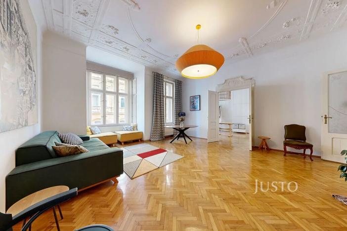 Prodej bytu 3+1, České Budějovice, Karla IV., 109 m2