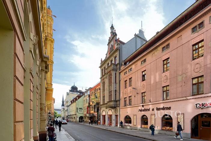 Prodej bytu 3+1, České Budějovice, Karla IV., 109 m2