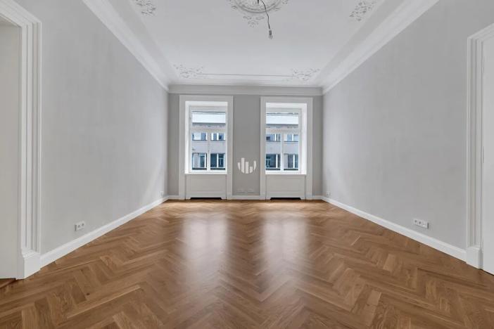 Pronájem kanceláře, Praha - Nové Město, Vodičkova, 384 m2