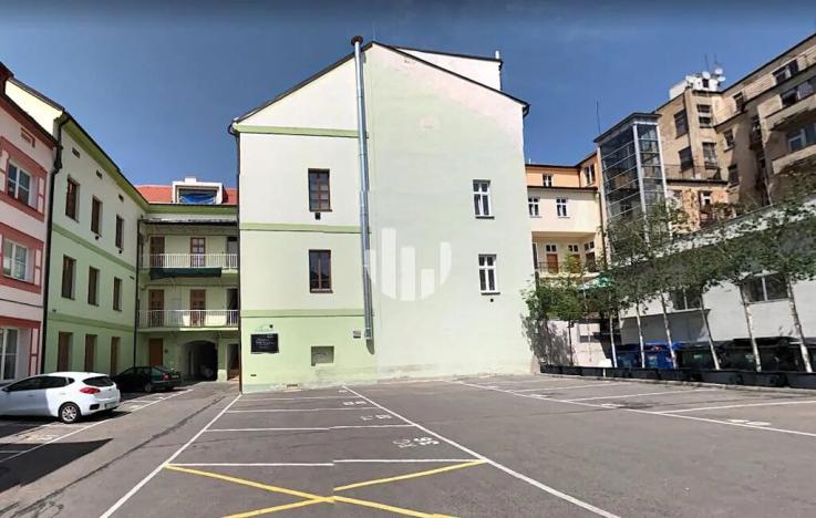 Pronájem kanceláře, Praha - Smíchov, Zubatého, 260 m2