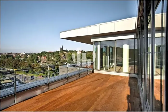 Pronájem kanceláře, Praha - Smíchov, Moulíkova, 327 m2