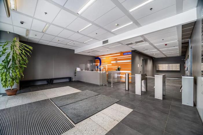 Pronájem kanceláře, Praha - Prosek, Prosecká, 300 m2