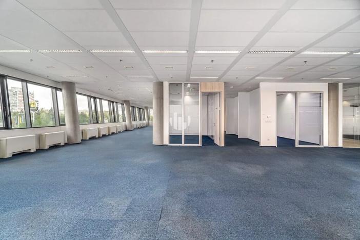 Pronájem kanceláře, Praha - Prosek, Prosecká, 300 m2