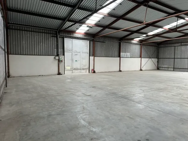 Pronájem skladu, Boršov nad Vltavou, Průmyslová, 598 m2