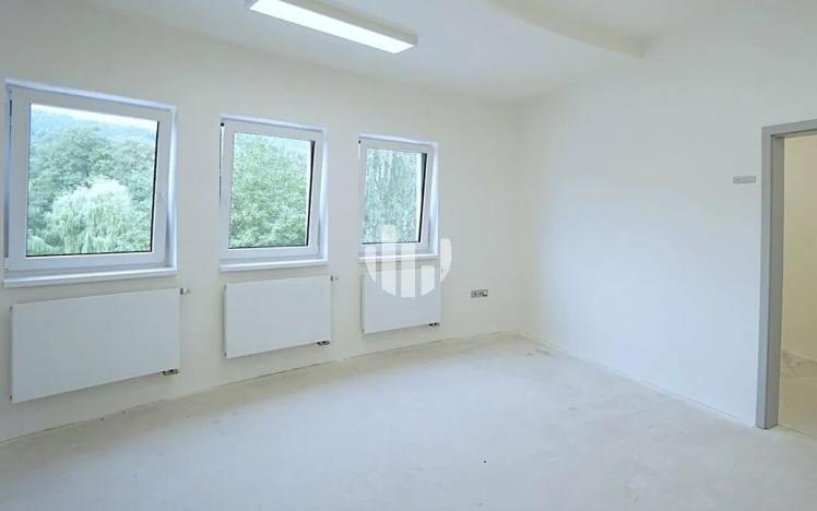 Pronájem kanceláře, Blansko, Poříčí, 163 m2