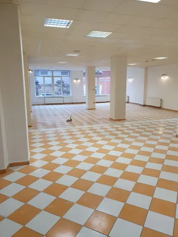 Pronájem obchodního prostoru, Kutná Hora, Vocelova, 260 m2