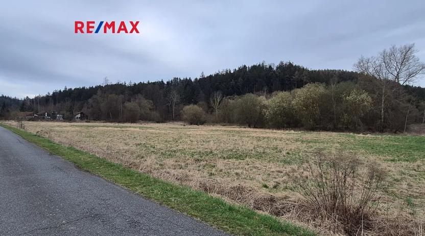 Prodej komerčního pozemku, Linhartice, 12284 m2