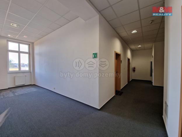 Pronájem kanceláře, Cheb, Májová, 19 m2
