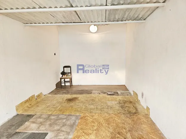 Prodej garáže, Hradec Králové, 18 m2