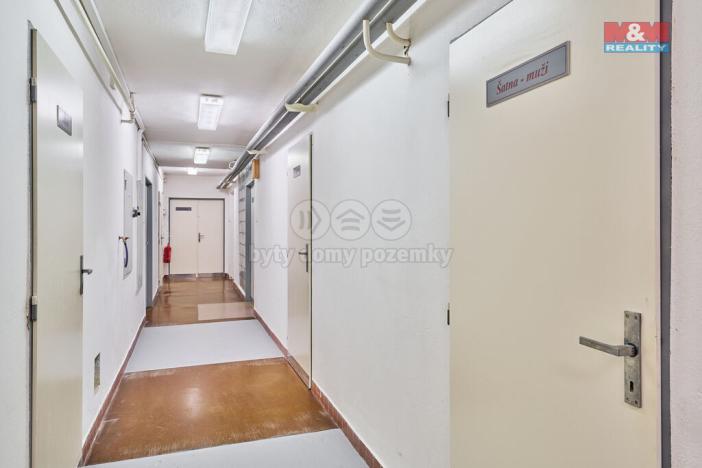 Pronájem obchodního prostoru, Trutnov - Poříčí, Polská, 327 m2