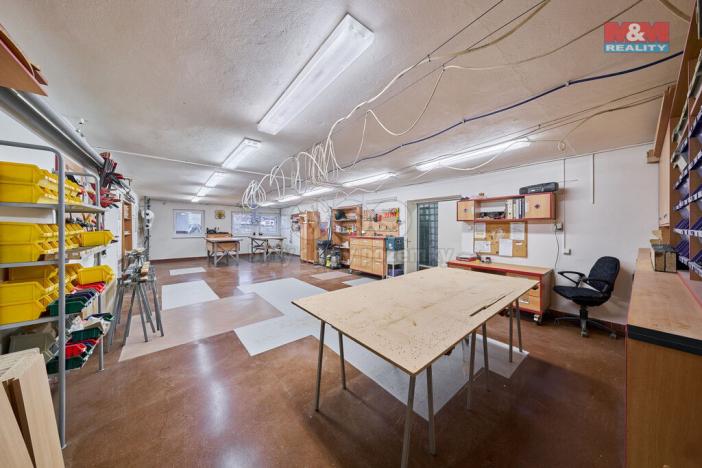 Pronájem obchodního prostoru, Trutnov - Poříčí, Polská, 327 m2