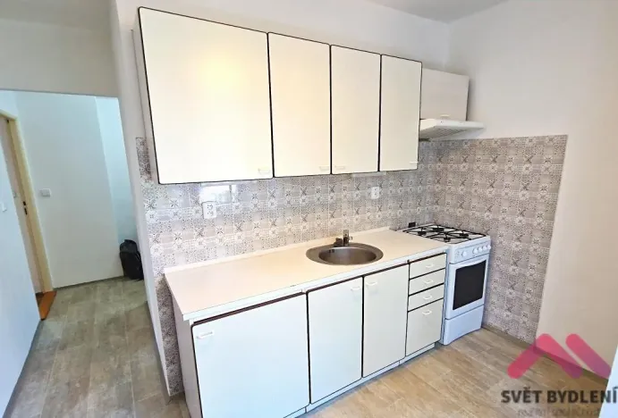 Pronájem bytu 2+1, Praha - Záběhlice, Malovická, 53 m2