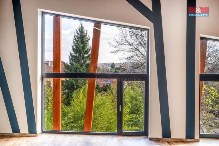 Pronájem obchodního prostoru, Okrouhlo, 1076 m2