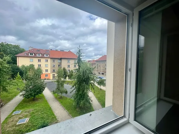 Pronájem bytu 2+1, Praha - Vokovice, Kladenská, 70 m2