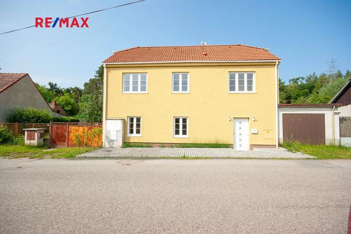 Prodej rodinného domu, Záryby, 165 m2