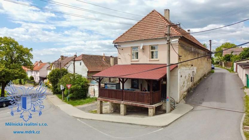 Prodej komerční nemovitosti, Střemy, 410 m2