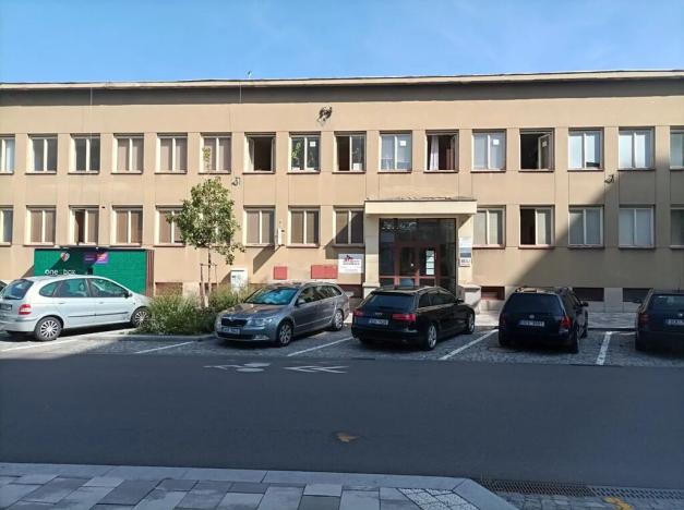 Pronájem kanceláře, Pardubice, Na Spravedlnosti, 24 m2