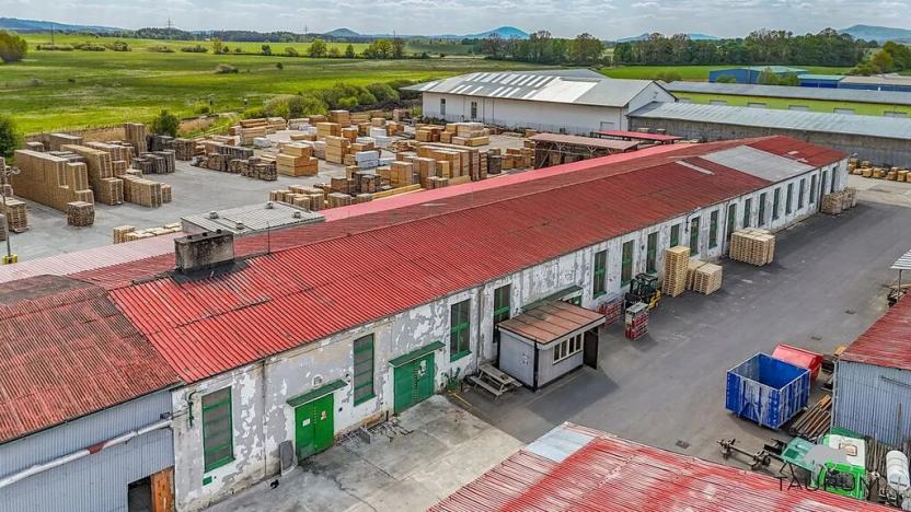 Prodej výrobních prostor, Zákupy, Nádražní, 21066 m2