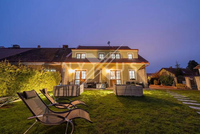 Prodej rodinného domu, Třeboň, 429 m2