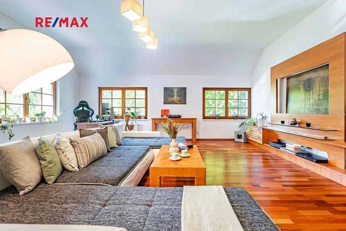 Prodej rodinného domu, Zbiroh, 180 m2