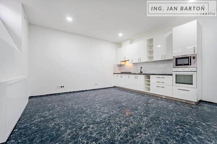 Prodej bytu 3+kk, Jihlava, Kollárova, 86 m2