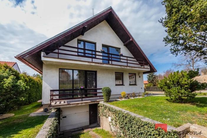 Prodej rodinného domu, Černouček, 303 m2