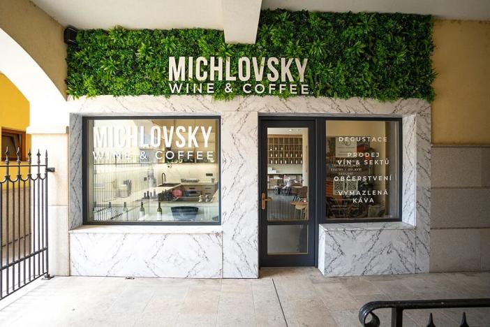 Prodej obchodního prostoru, Lednice, 21. dubna, 55 m2