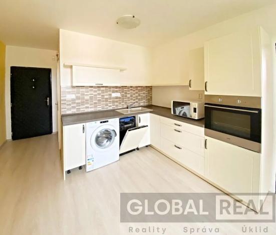 Pronájem bytu 1+1, Studená, Komenského, 32 m2