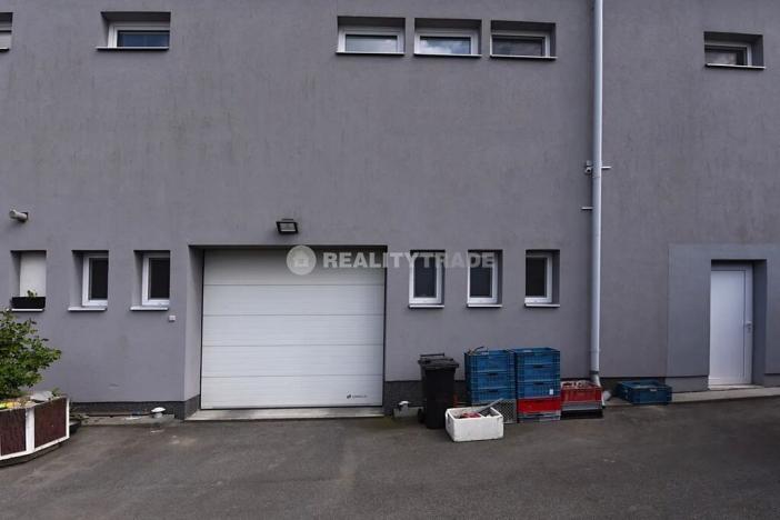 Pronájem obchodního prostoru, Strakonice, Povážská, 252 m2