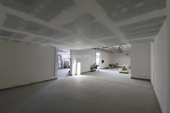 Pronájem obchodního prostoru, Strakonice, Povážská, 252 m2