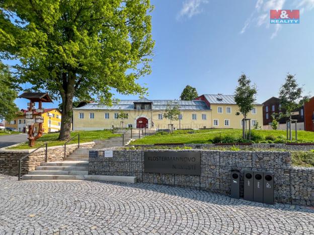 Pronájem restaurace, Železná Ruda, Klostermannovo náměstí, 270 m2