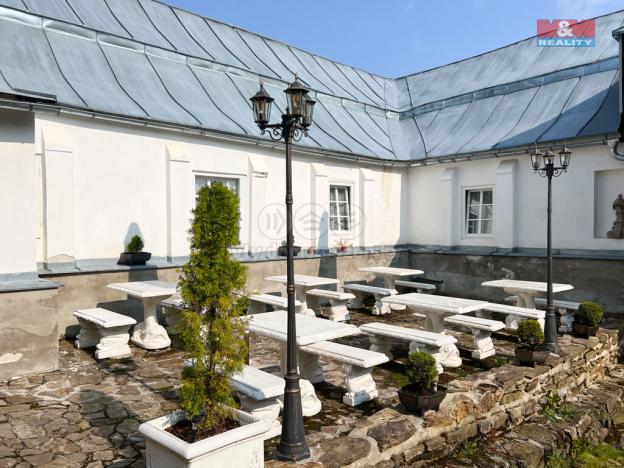 Pronájem restaurace, Železná Ruda, Klostermannovo náměstí, 270 m2