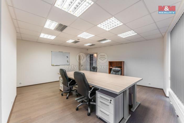 Pronájem obchodního prostoru, Praha - Břevnov, Bělohorská, 168 m2