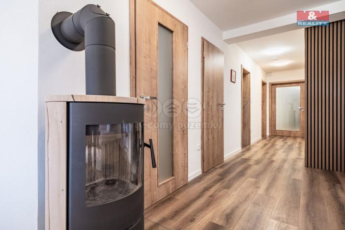 Prodej rodinného domu, Kamenice nad Lipou, Dobšova, 210 m2