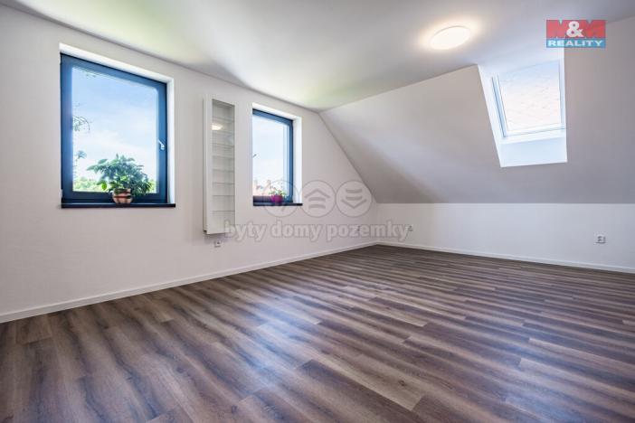 Prodej rodinného domu, Kamenice nad Lipou, Dobšova, 210 m2