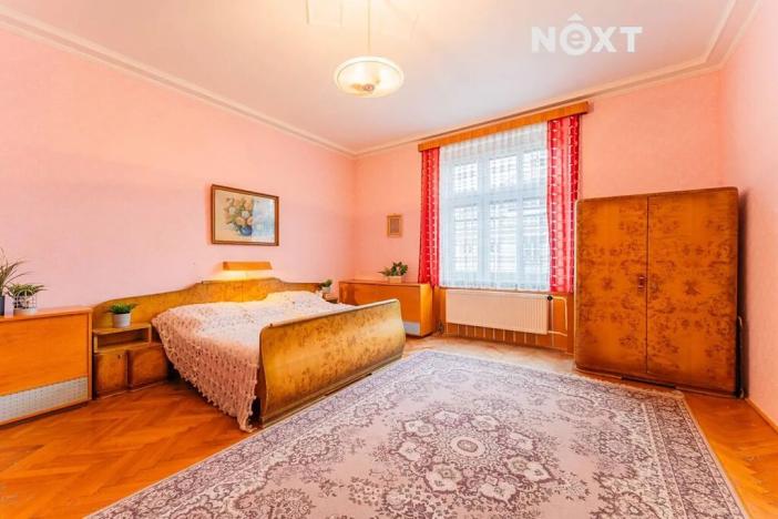 Prodej bytu 2+1, Šumperk, Masarykovo nám., 112 m2