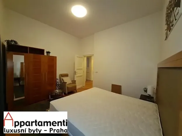 Prodej bytu 2+kk, Praha - Staré Město, Masná, 49 m2