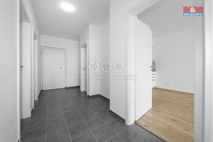 Pronájem bytu 2+kk, Plzeň, Safírová, 66 m2