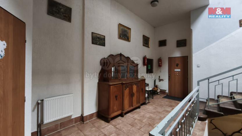 Prodej činžovního domu, Litvínov - Janov, Hornická, 2000 m2