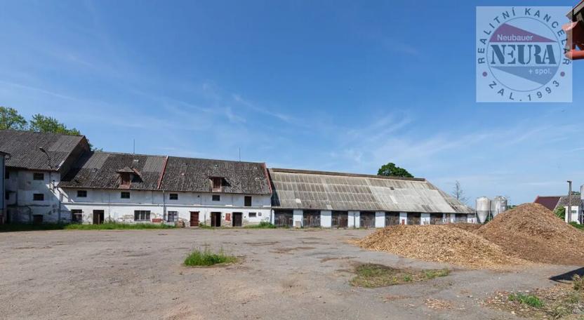 Prodej zemědělského objektu, Okrouhlice, Valečov, 12145 m2