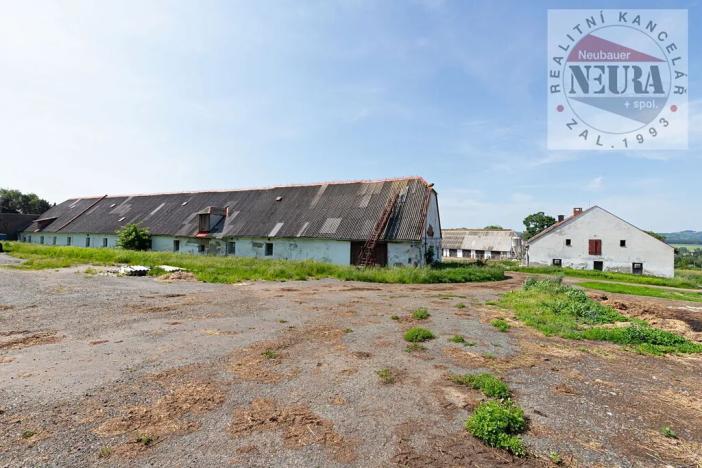 Prodej zemědělského objektu, Okrouhlice, Valečov, 12145 m2